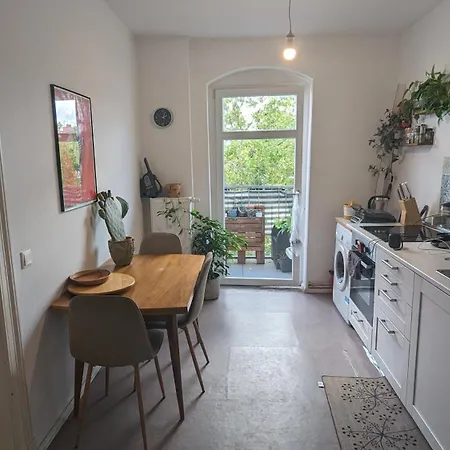 Cosy Flat In Berlin'S Trendy Area Appartement Buitenkant foto